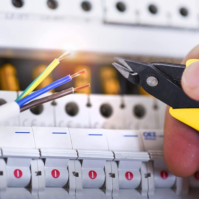 HongWay 5pcs Micro Flush Cutters, Wire Cutter with Internal Spring, Diagonal Cutters for Electronics, Heating Wire, Model Sprue, Soft Copper Wire Snips, 5 Inches, Yellow