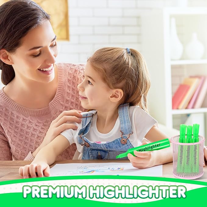 Qilery 30 Pack Highlighters Bulk, Tank Style Chisel Tip Highlighters Markers Quick Drying for Kids and Adult Coloring, Classroom Home Office School Supplies (Green)